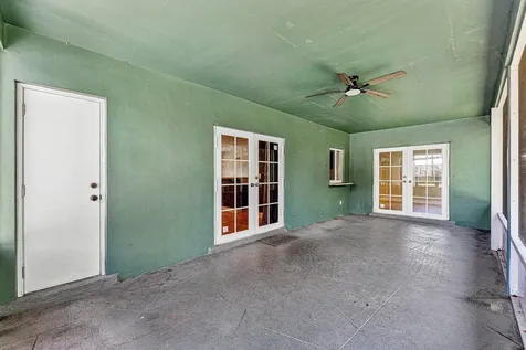 301 SE 3rd Street Deerfield Beach FL 33441