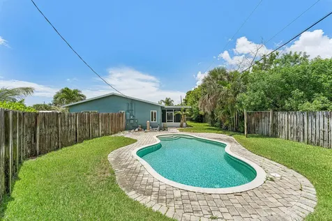 301 SE 3rd Street Deerfield Beach FL 33441