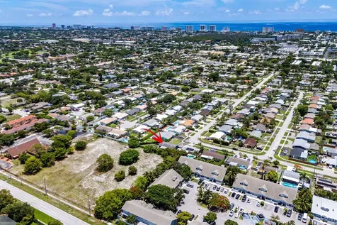 301 SE 3rd Street Deerfield Beach FL 33441