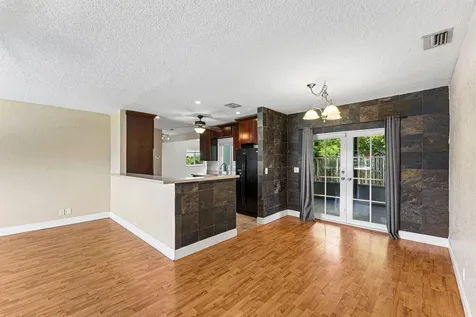 301 SE 3rd Street Deerfield Beach FL 33441