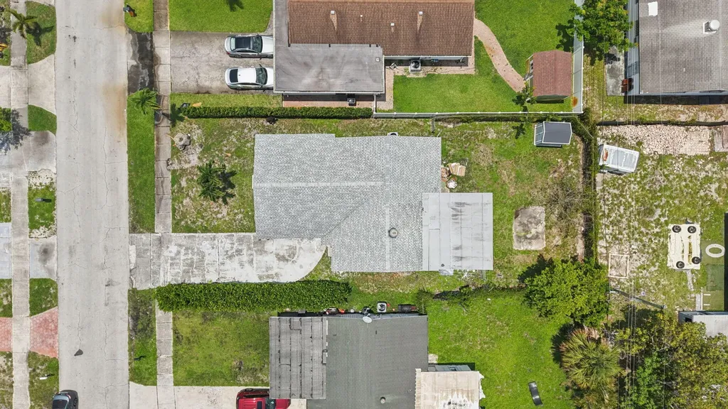 537 NW 2nd Terrace Deerfield Beach FL 33441