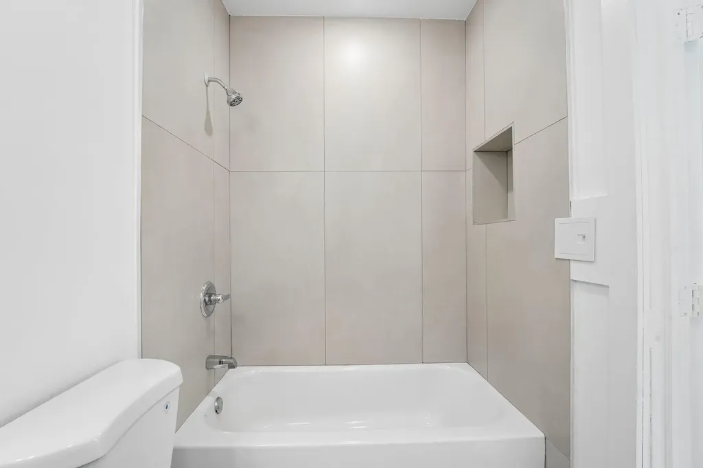 537 NW 2nd Terrace Deerfield Beach FL 33441