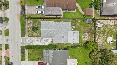 537 NW 2nd Terrace Deerfield Beach FL 33441