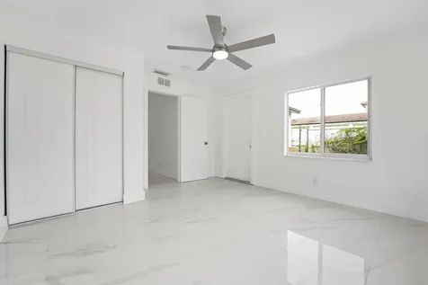 537 NW 2nd Terrace Deerfield Beach FL 33441