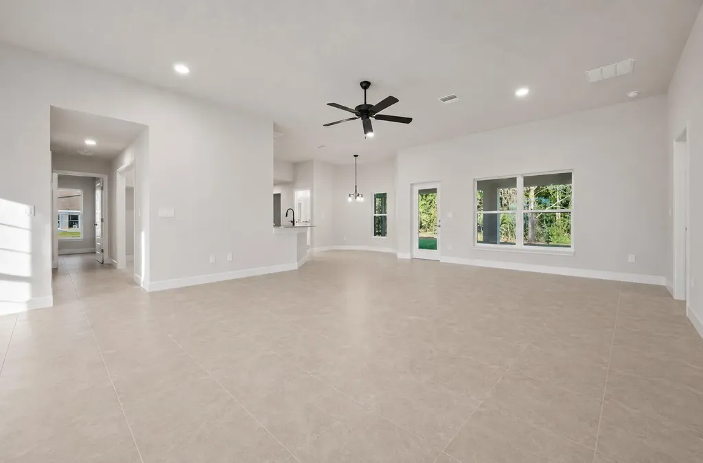 2807 E Louise Circle Port St Lucie FL 34953