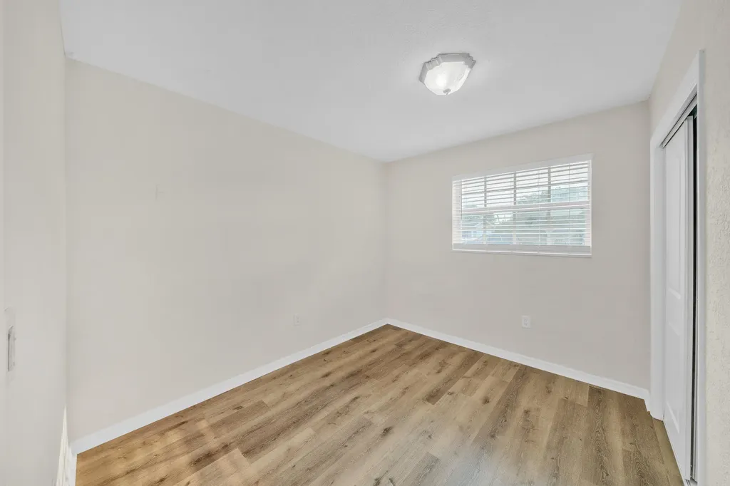 301 N 65th Way Hollywood FL 33024