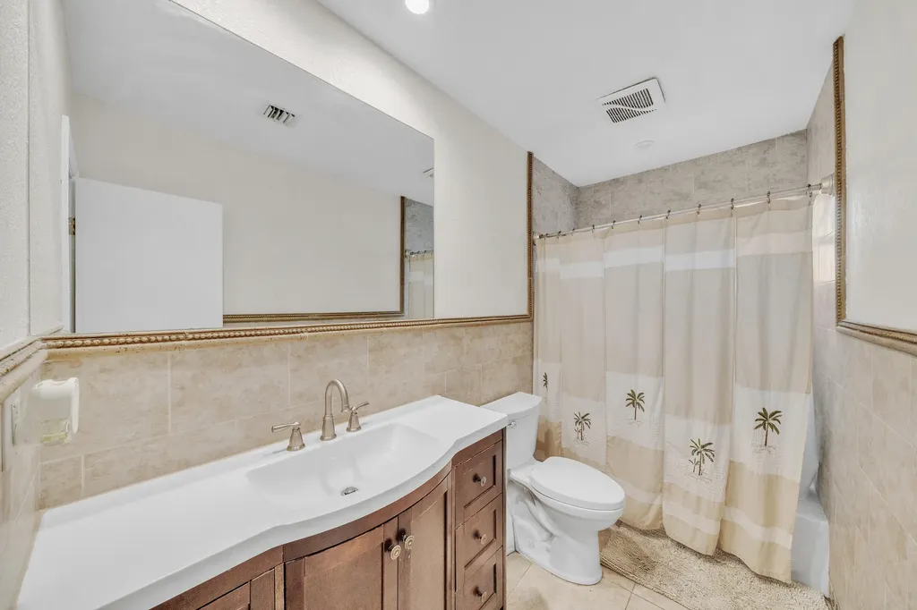 301 N 65th Way Hollywood FL 33024