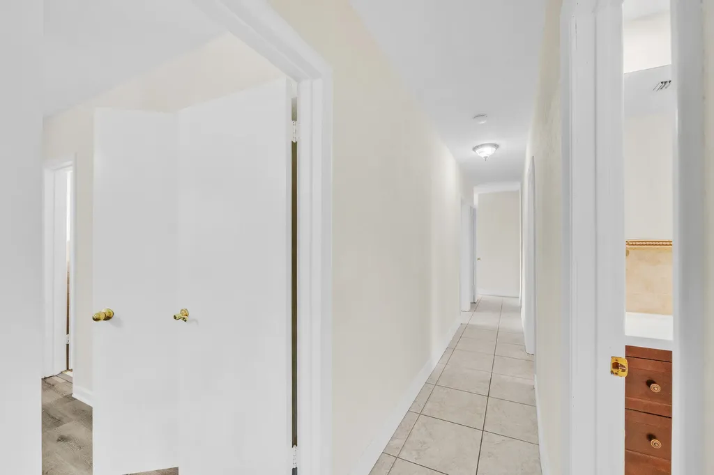 301 N 65th Way Hollywood FL 33024