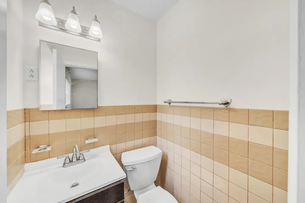 301 N 65th Way Hollywood FL 33024