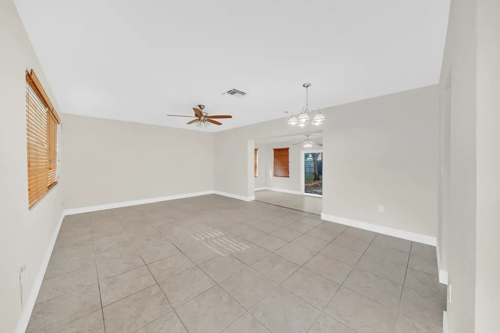 301 N 65th Way Hollywood FL 33024