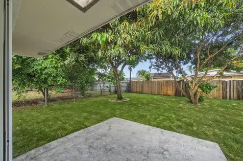 301 N 65th Way Hollywood FL 33024