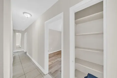 301 N 65th Way Hollywood FL 33024
