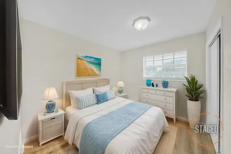 301 N 65th Way Hollywood FL 33024
