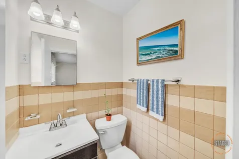 301 N 65th Way Hollywood FL 33024