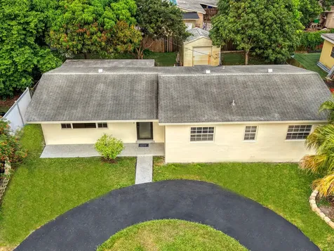 301 N 65th Way Hollywood FL 33024