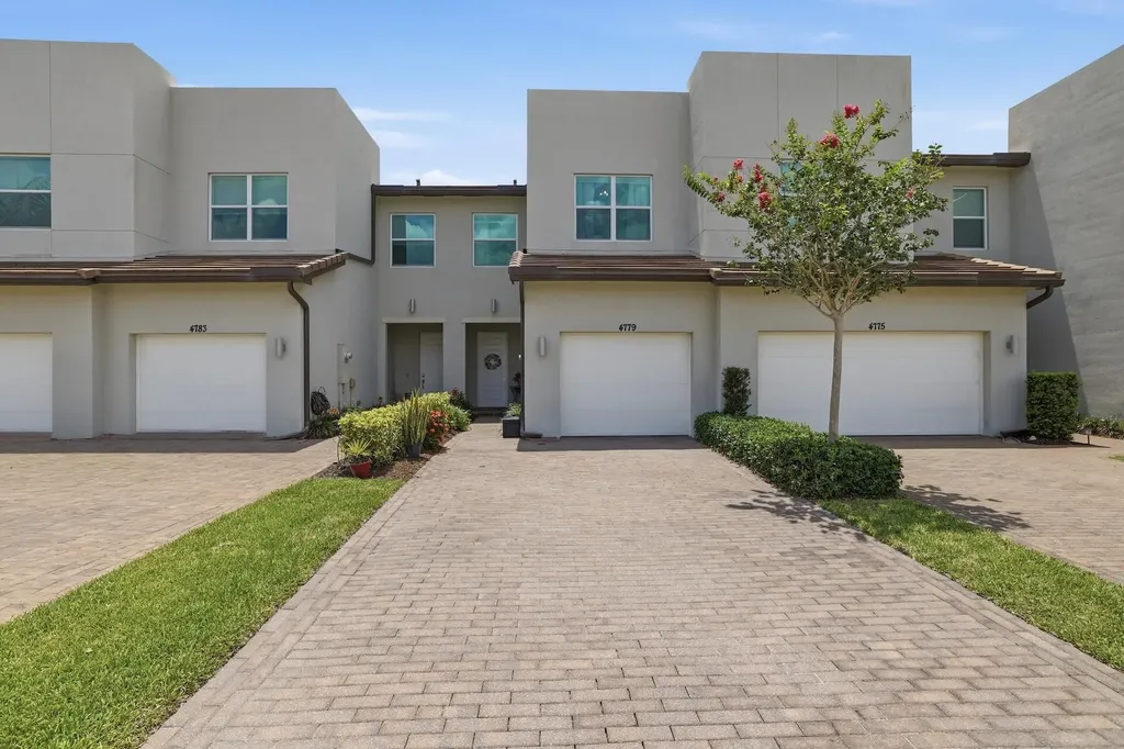 4779 Navali Drive Lake Worth FL 33467