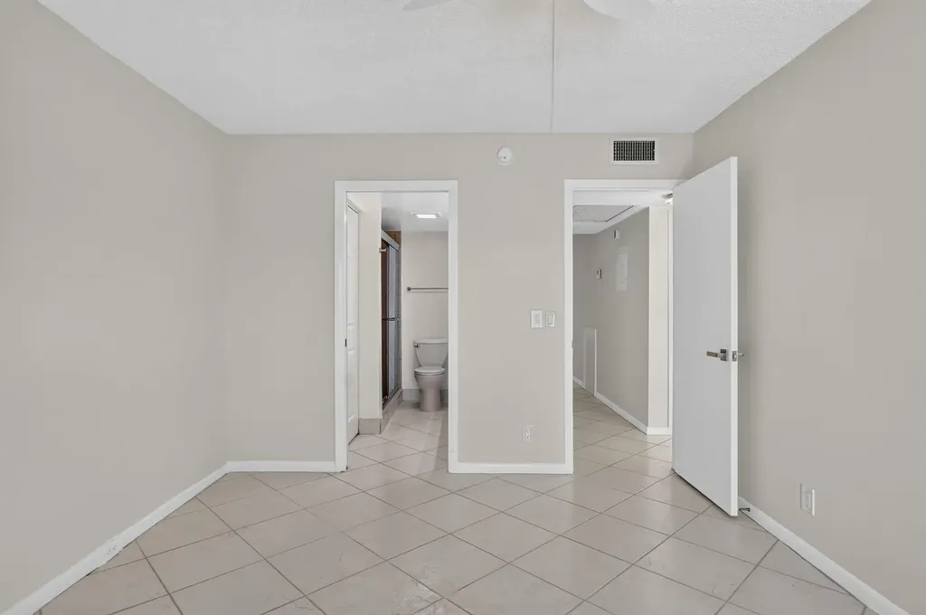 3057 Yarmouth C Boca Raton FL 33434