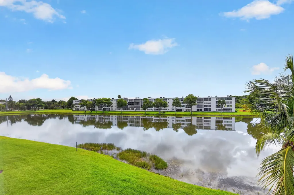 3057 Yarmouth C Boca Raton FL 33434