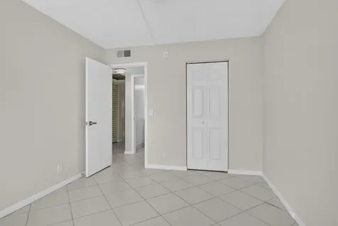 3057 Yarmouth C Boca Raton FL 33434