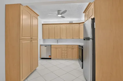 3057 Yarmouth C Boca Raton FL 33434