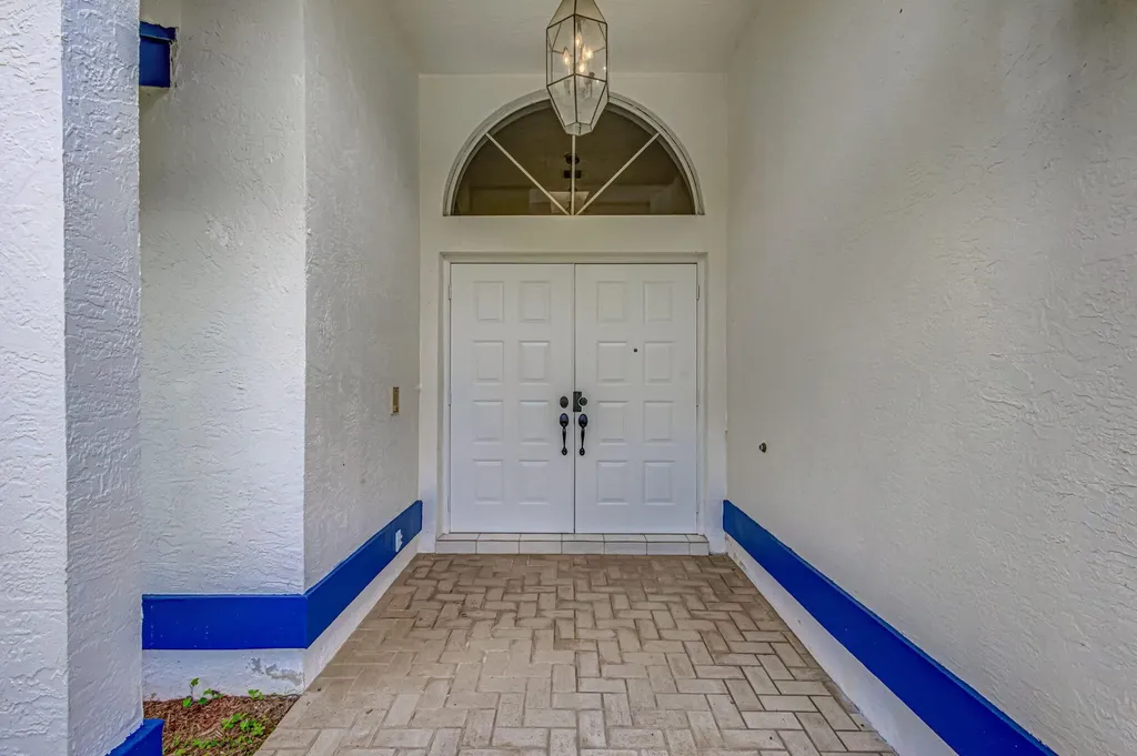 12168 Sandy Run Jupiter FL 33478