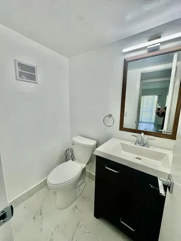 3080 Cornwall D Boca Raton FL 33434