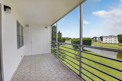 3080 Cornwall D Boca Raton FL 33434