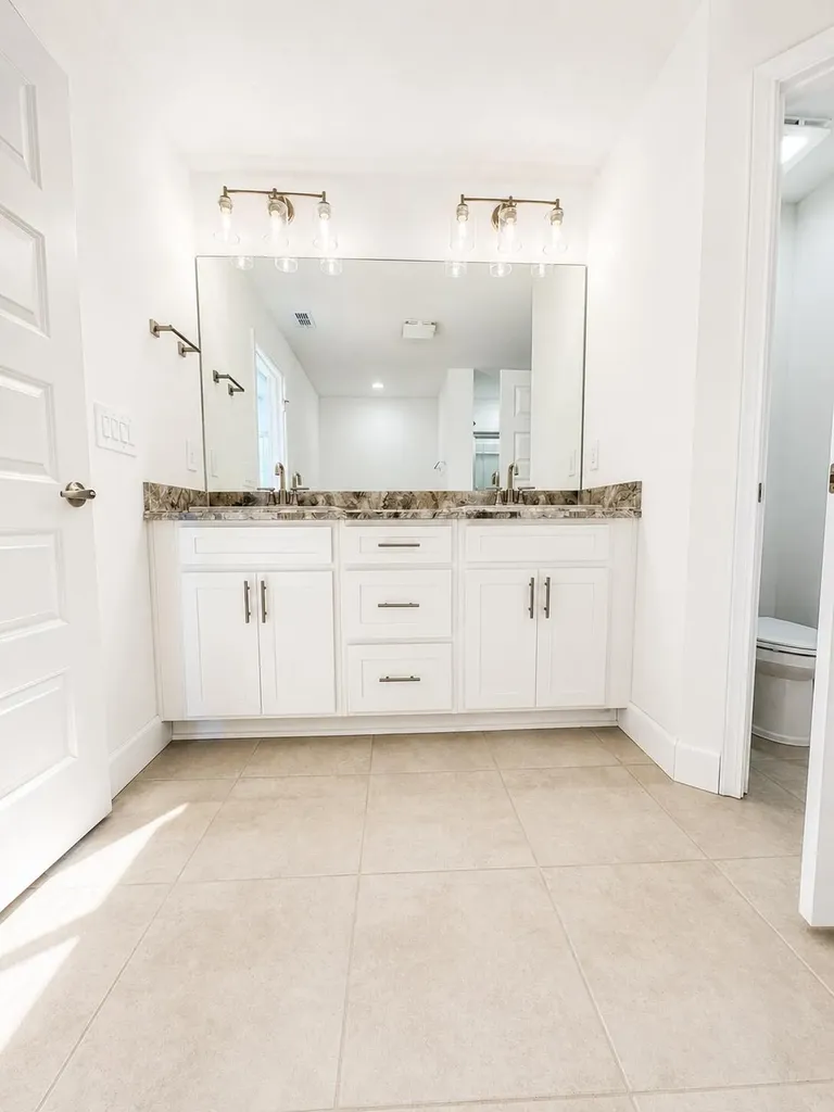 2801 E Louise Circle Port St Lucie FL 34953