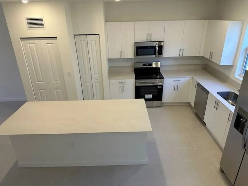 1154 SE 2 Street Florida City FL 33034