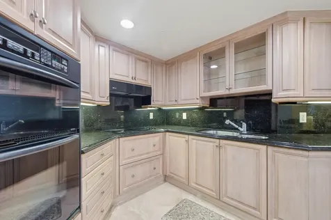 9595 Collins Avenue Surfside FL 33154