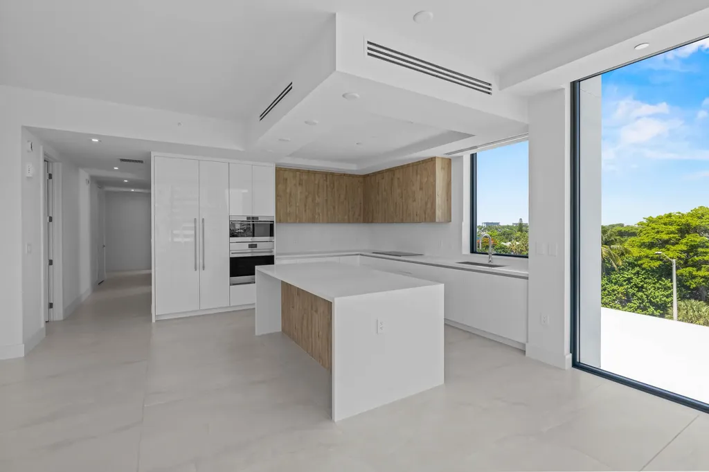 305 Briny Avenue Pompano Beach FL 33062