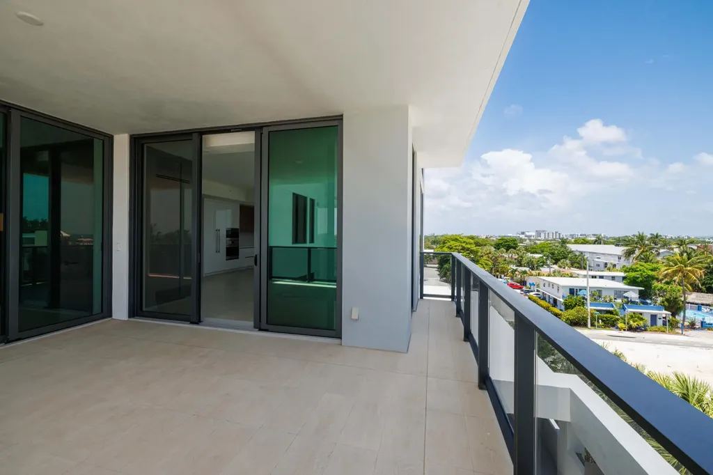 305 Briny Avenue Pompano Beach FL 33062
