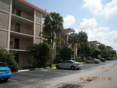 2600 NW 49th Avenue Lauderdale Lakes FL 33313