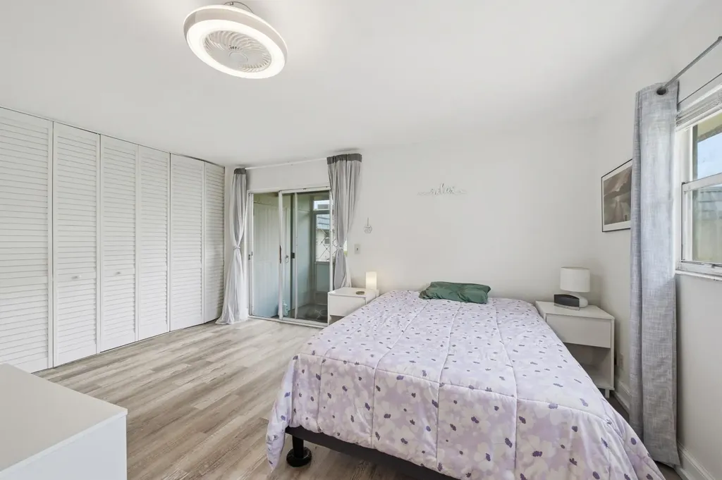 30 Waterford B Way Delray Beach FL 33446