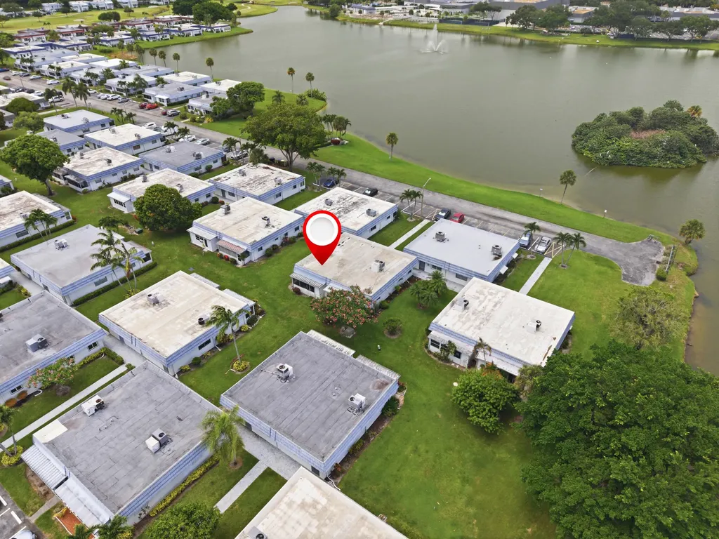 30 Waterford B Way Delray Beach FL 33446