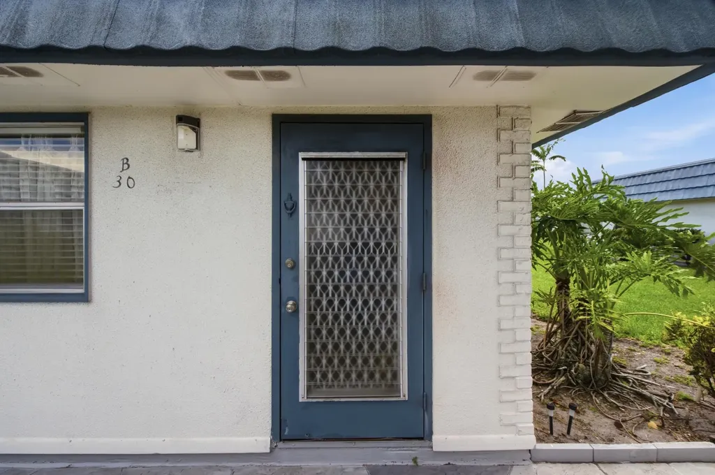 30 Waterford B Way Delray Beach FL 33446