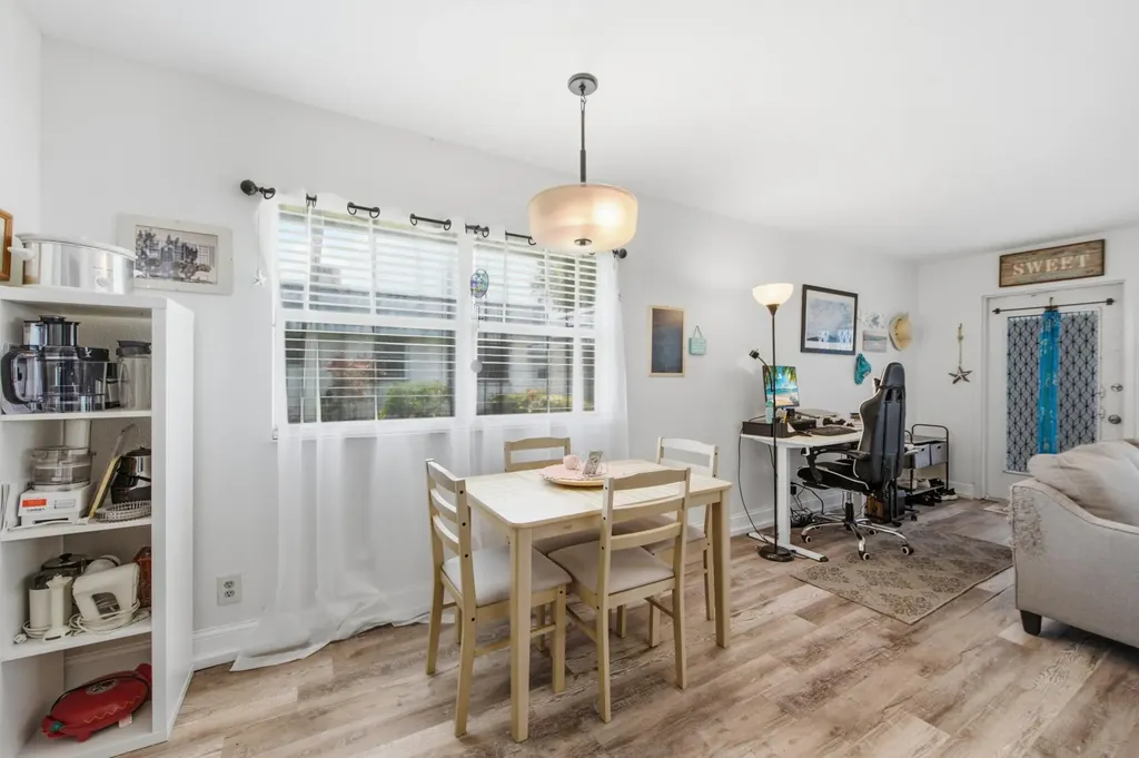 30 Waterford B Way Delray Beach FL 33446
