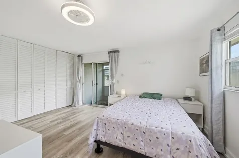 30 Waterford B Delray Beach FL 33446