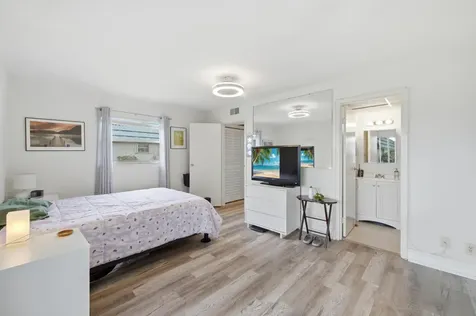 30 Waterford B Way Delray Beach FL 33446