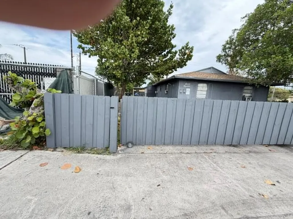 714 S H Street Lake Worth Beach FL 33460