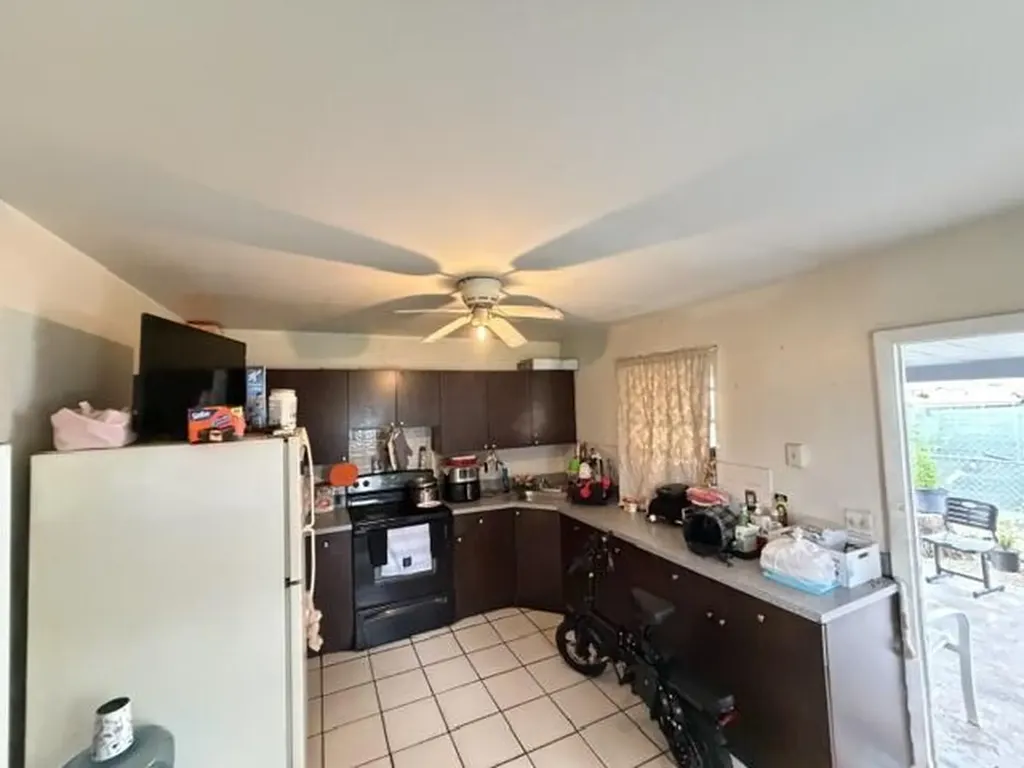 714 S H Street Lake Worth Beach FL 33460