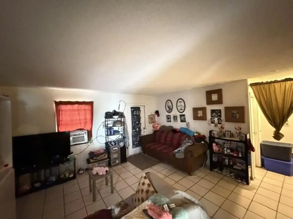 714 S H Street Lake Worth Beach FL 33460
