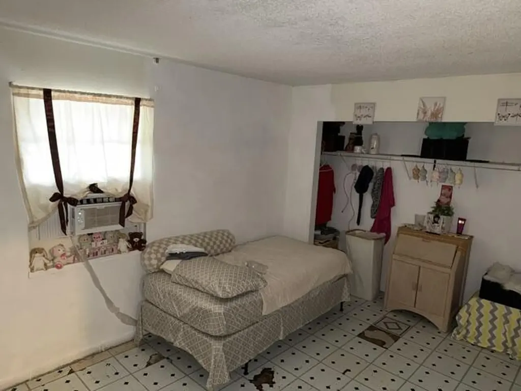 714 S H Street Lake Worth Beach FL 33460
