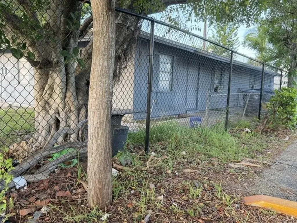 714 S H Street Lake Worth Beach FL 33460