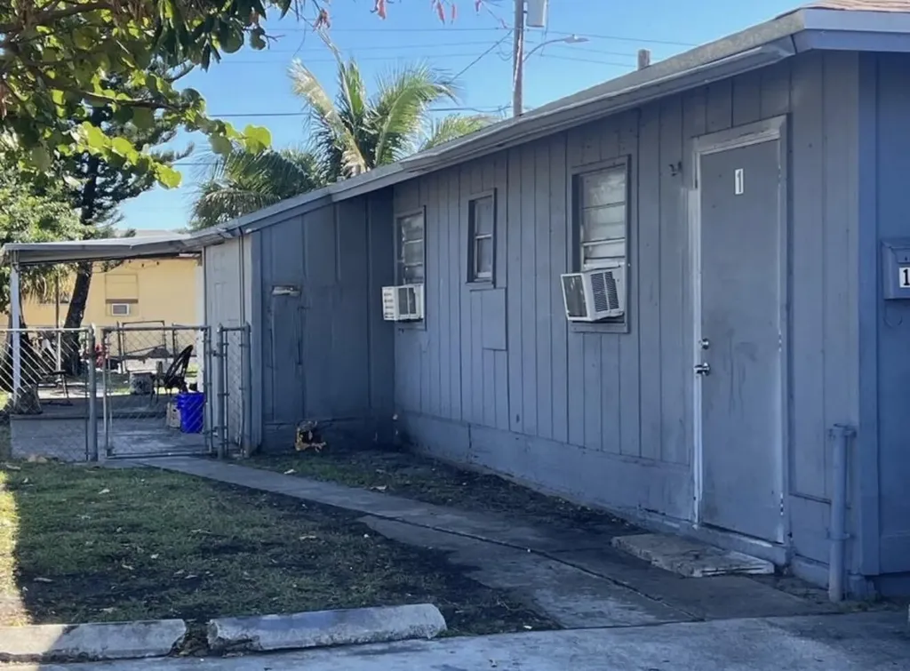 714 S H Street Lake Worth Beach FL 33460