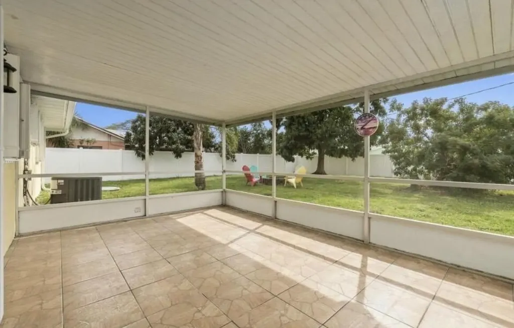 772 SE Thornhill Drive Port St Lucie FL 34983