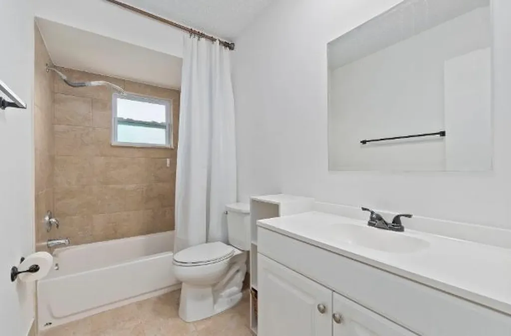 772 SE Thornhill Drive Port St Lucie FL 34983