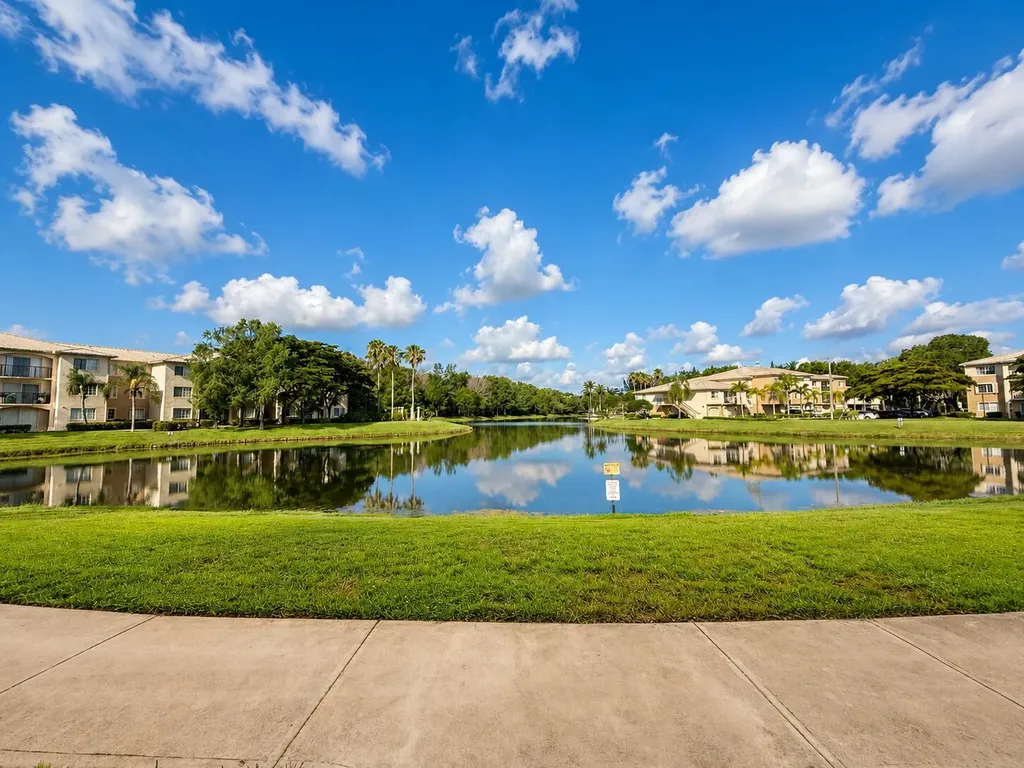 600 Crestwood Court N Royal Palm Beach FL 33411