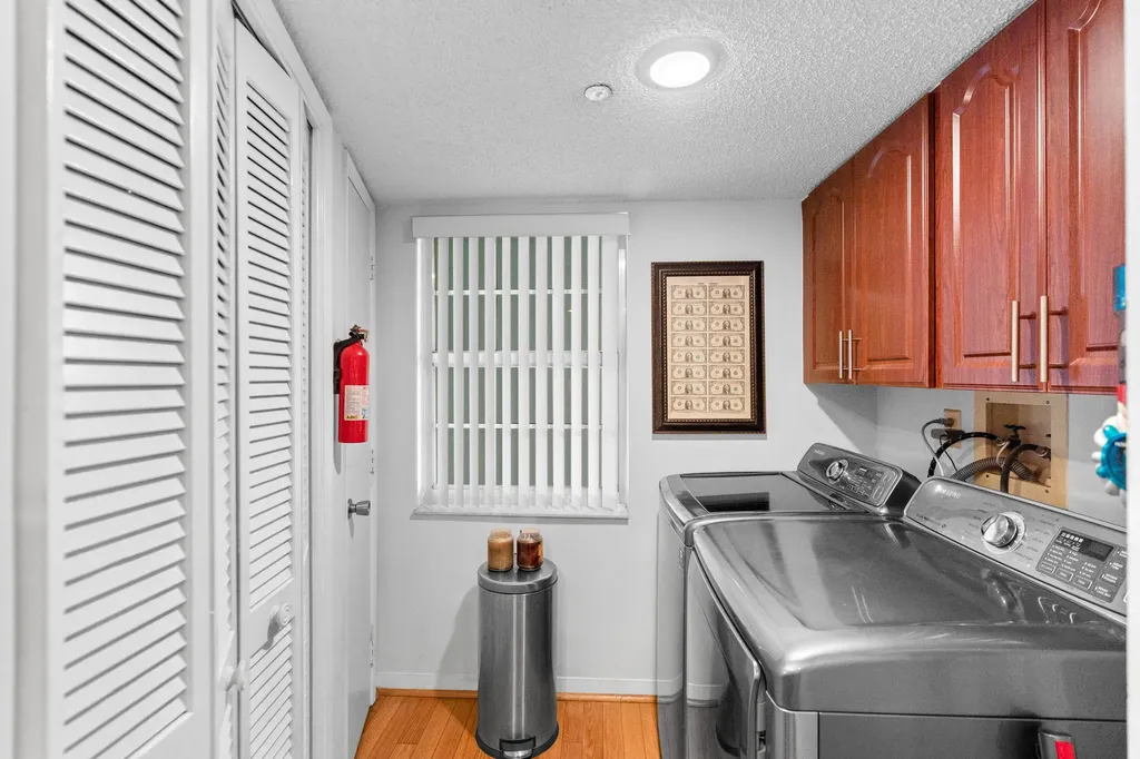 625 Oaks Drive Pompano Beach FL 33069