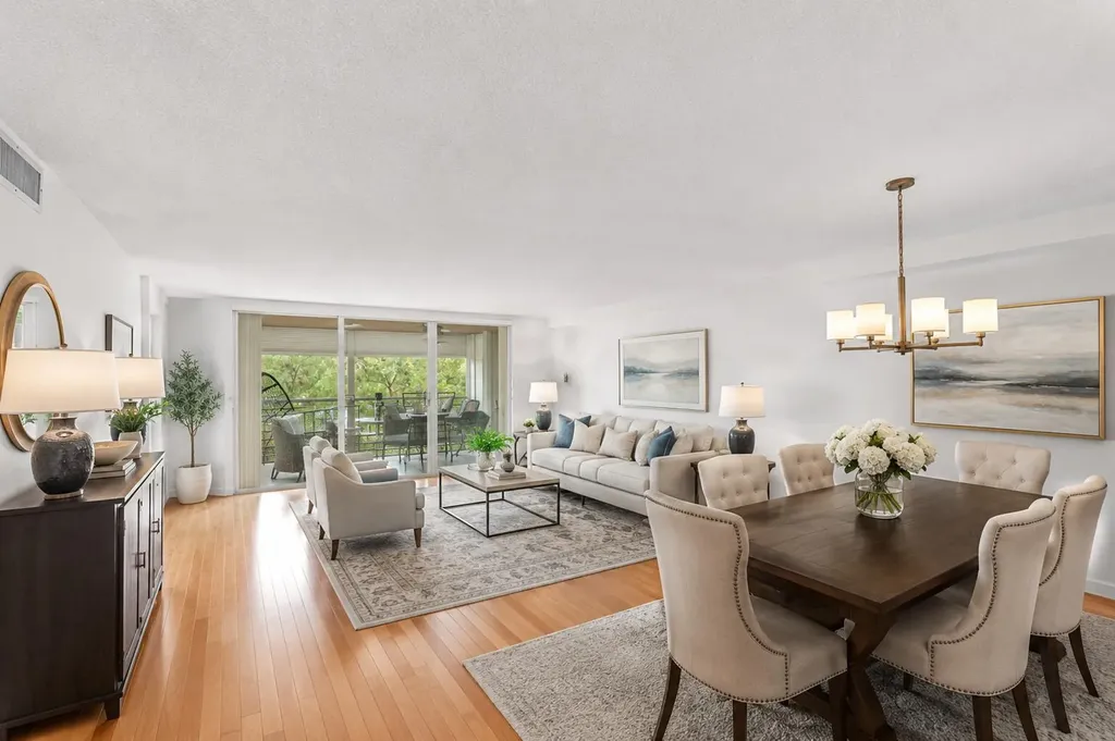 625 Oaks Drive Pompano Beach FL 33069